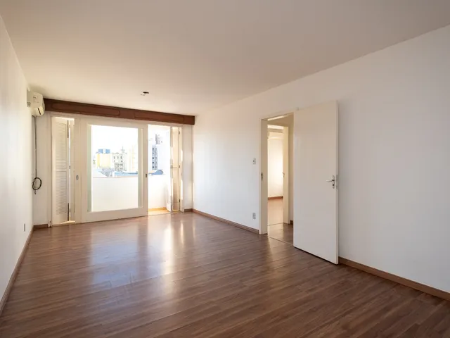 Apartamento com 134m² 2 quartos e 2 banheiros, para alugar, no bairro Centro em Pelotas