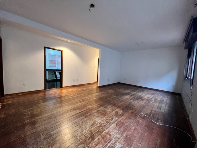Apartamento com 188m² 3 quartos e 3 banheiros, à venda, no bairro Centro em Pelotas