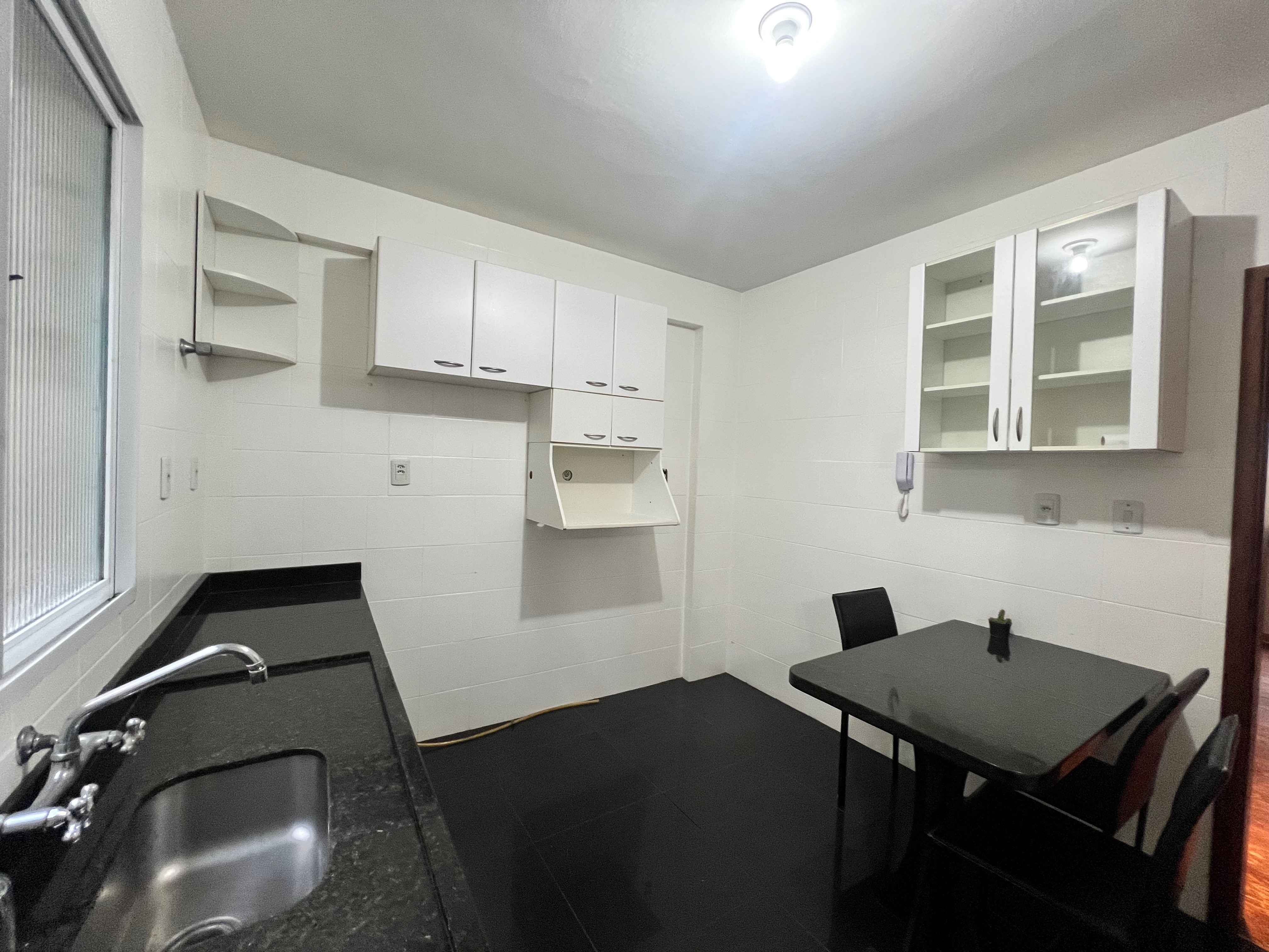 Apartamento à venda no Edifício Vila San Michele, Centro - 185m² de sofisticação, 3 quartos (sendo 1 suíte), andar alto e excelente incidência solar. - 6