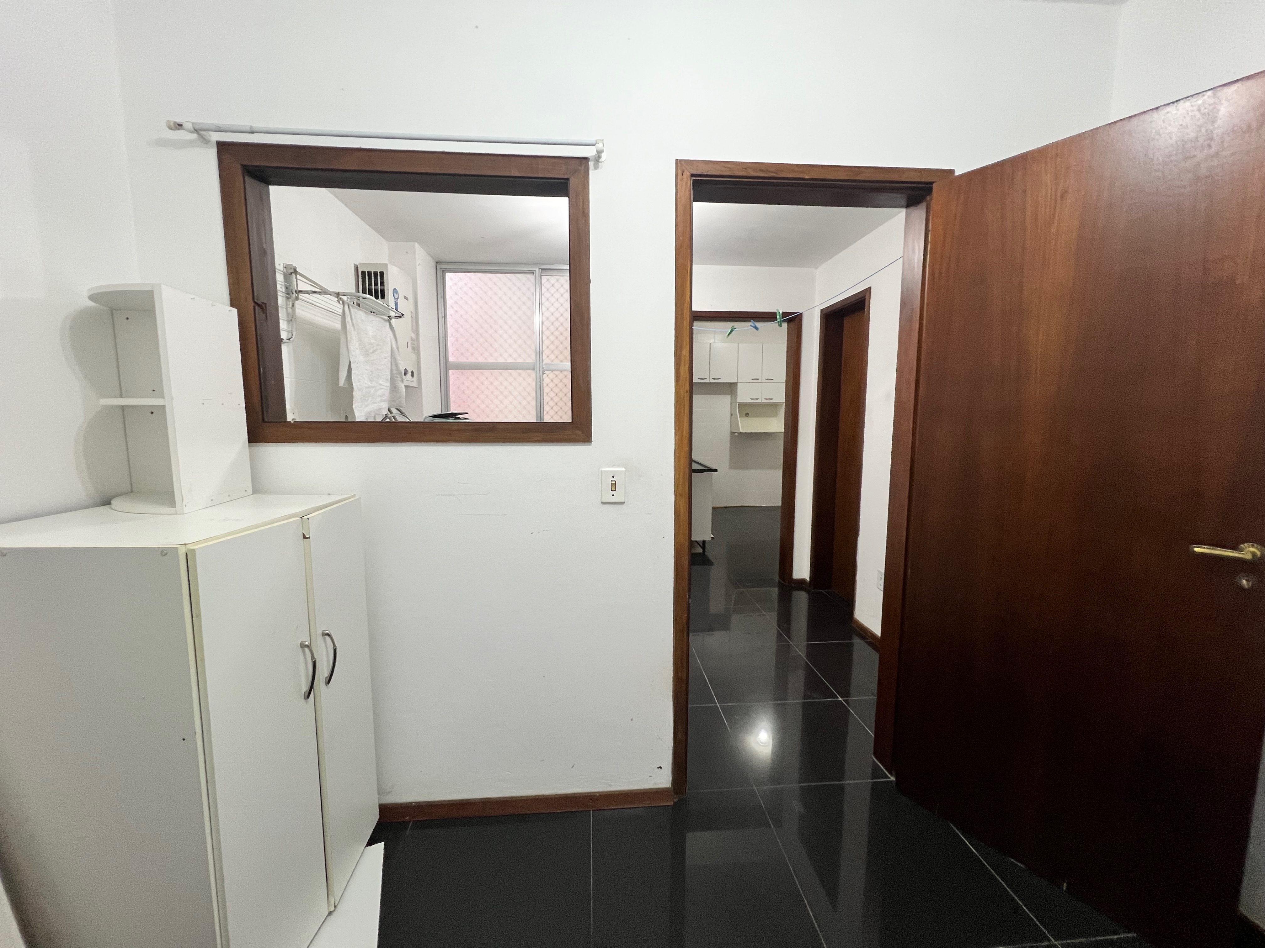 Apartamento à venda no Edifício Vila San Michele, Centro - 185m² de sofisticação, 3 quartos (sendo 1 suíte), andar alto e excelente incidência solar. - 11