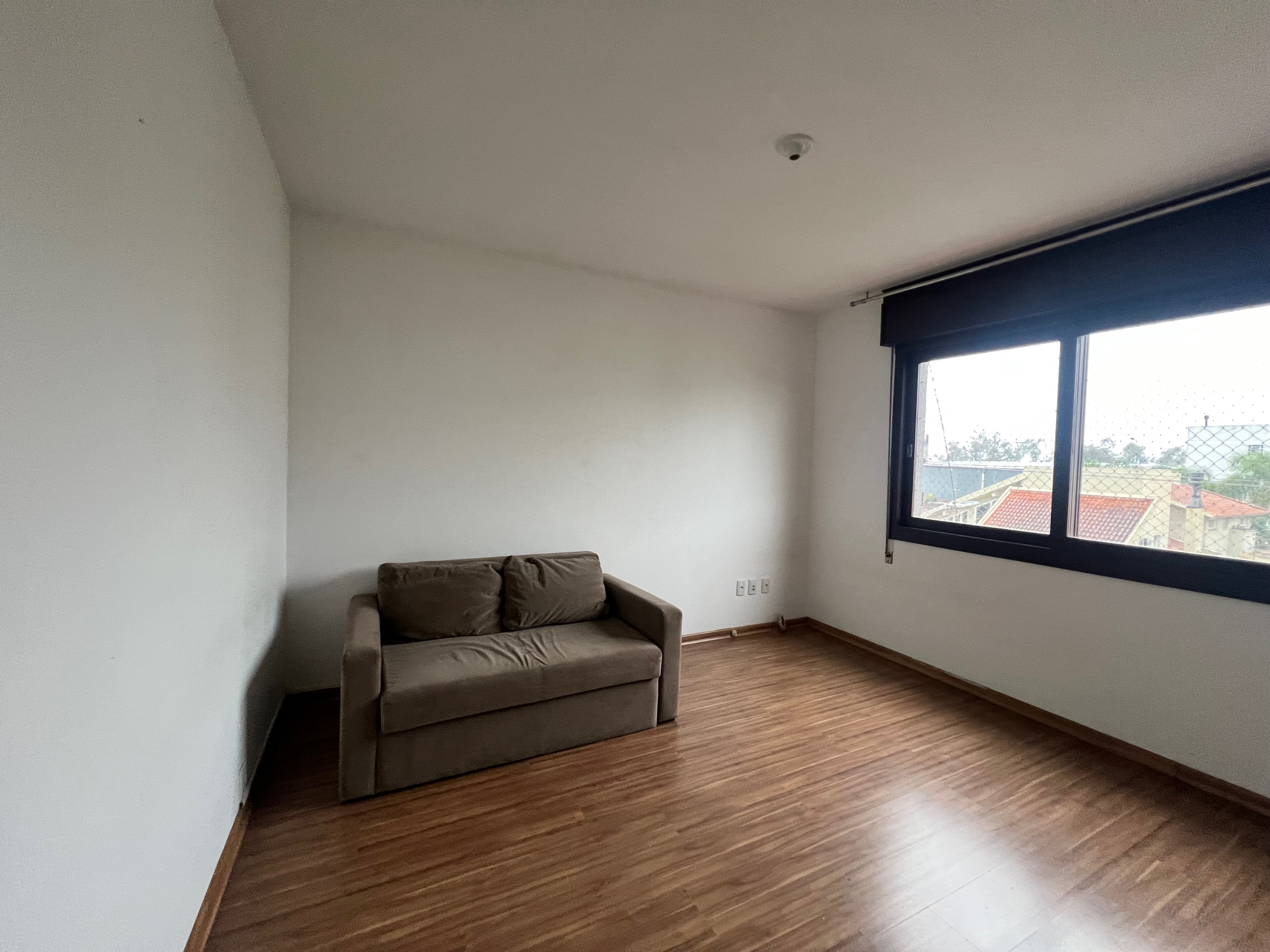 Apartamento à venda no Edifício Vila San Michele, Centro - 185m² de sofisticação, 3 quartos (sendo 1 suíte), andar alto e excelente incidência solar. - 13