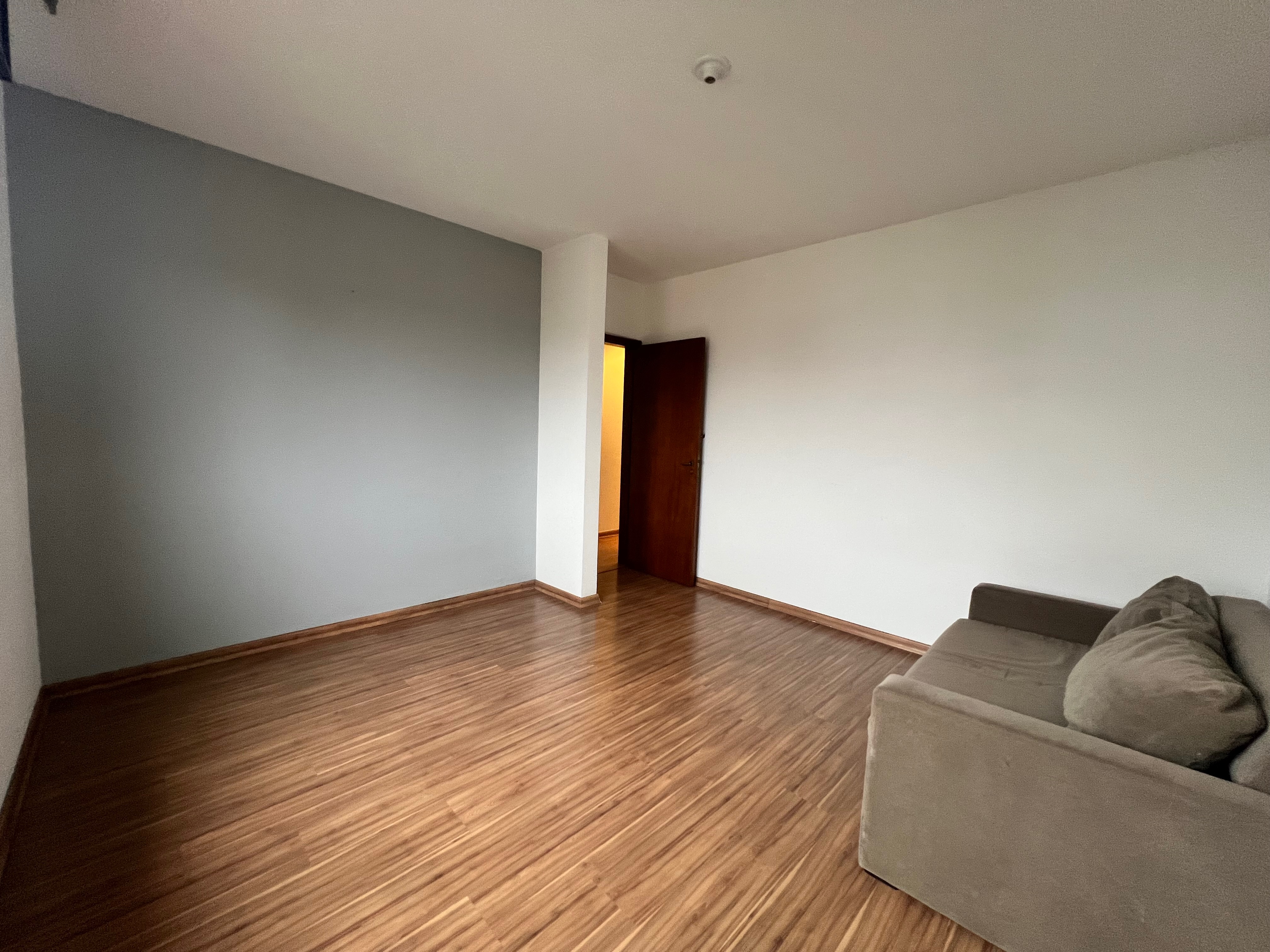 Apartamento à venda no Edifício Vila San Michele, Centro - 185m² de sofisticação, 3 quartos (sendo 1 suíte), andar alto e excelente incidência solar. - 15