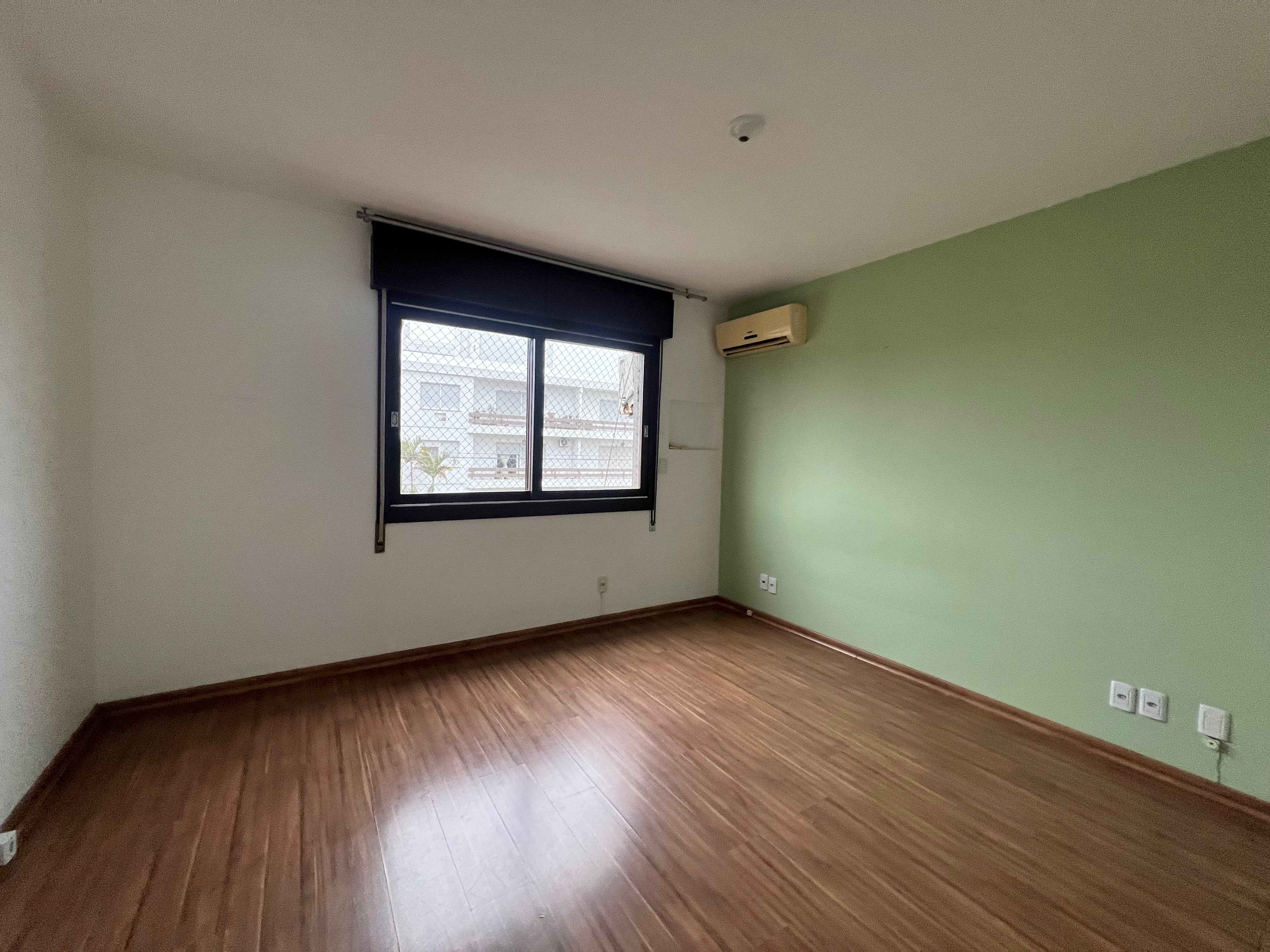 Apartamento à venda no Edifício Vila San Michele, Centro - 185m² de sofisticação, 3 quartos (sendo 1 suíte), andar alto e excelente incidência solar. - 20
