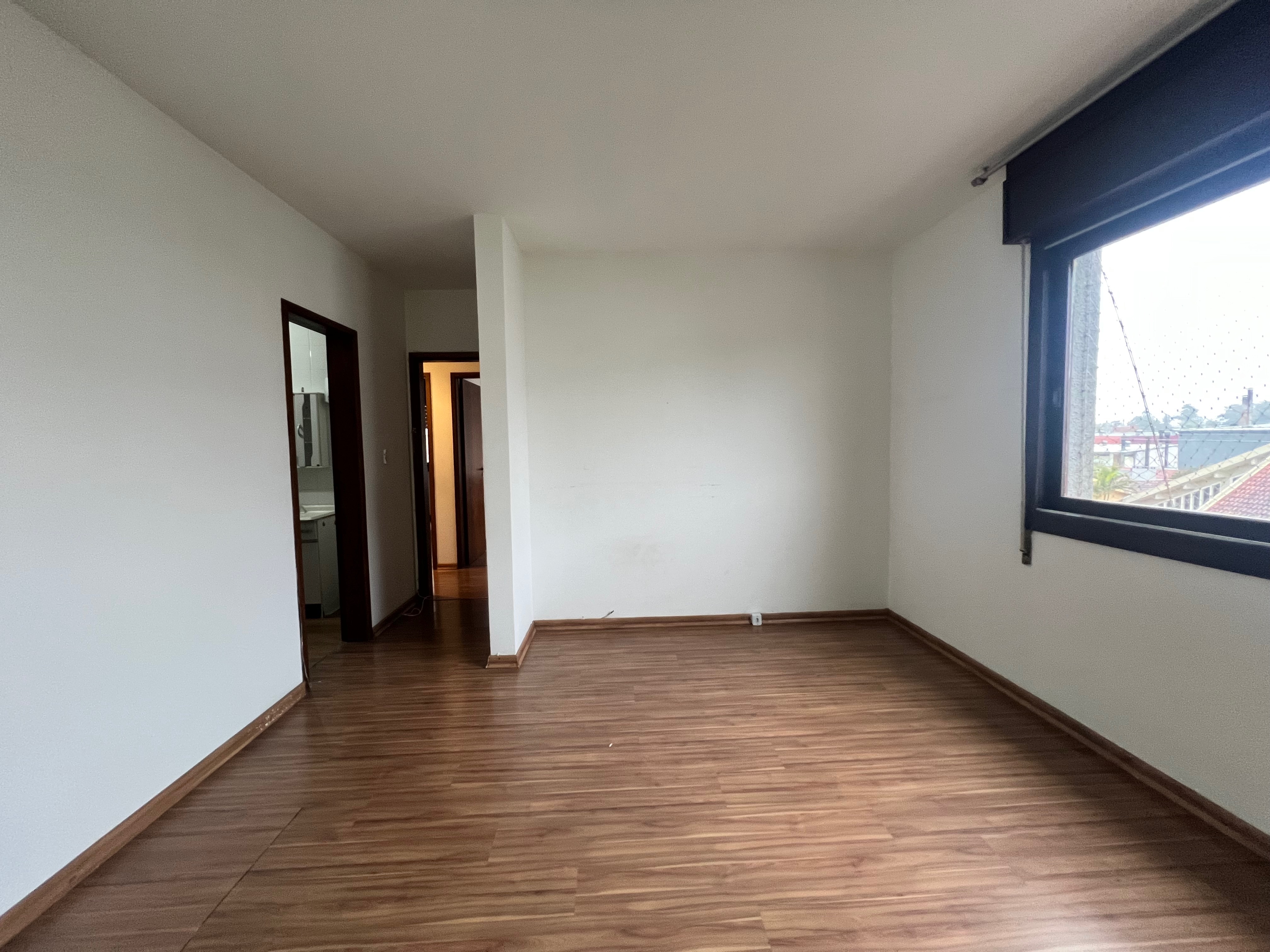 Apartamento à venda no Edifício Vila San Michele, Centro - 185m² de sofisticação, 3 quartos (sendo 1 suíte), andar alto e excelente incidência solar. - 21