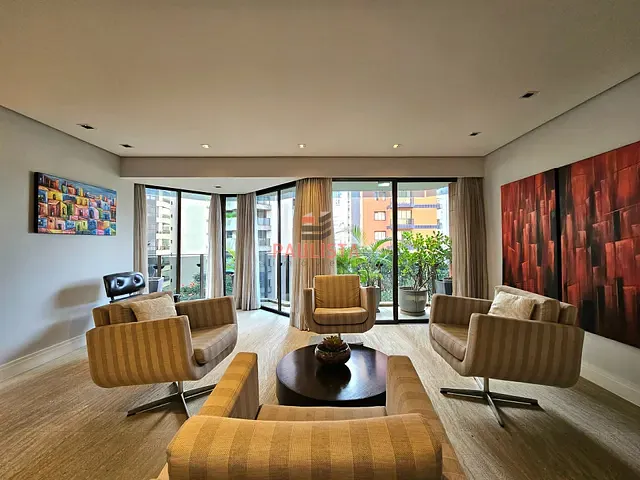 Apartamento 2 quartos e 4 banheiros, à venda, no bairro Itaim Bibi em São Paulo