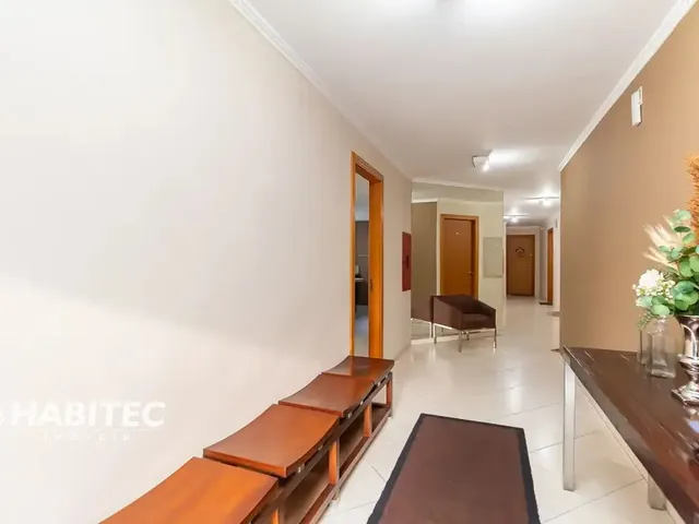Apartamento 2 quartos e 3 banheiros, para alugar, no bairro Seminário em Curitiba