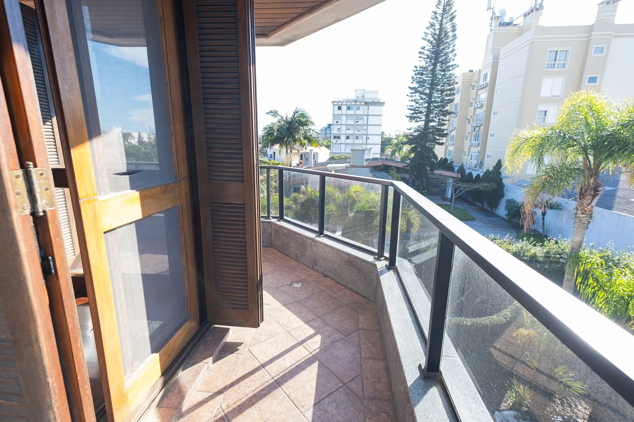 Apartamento à venda no centro de Pelotas - 215m², 3 quartos (sendo 1 suíte), lareira, sacada gourmet e próximo à Av. Dom Joaquim. - 29