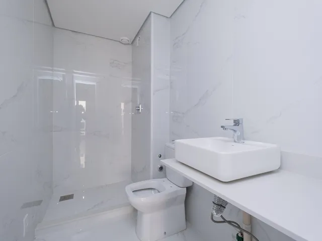 Apartamento 2 quartos e 2 banheiros, à venda, no bairro Centro em Pelotas