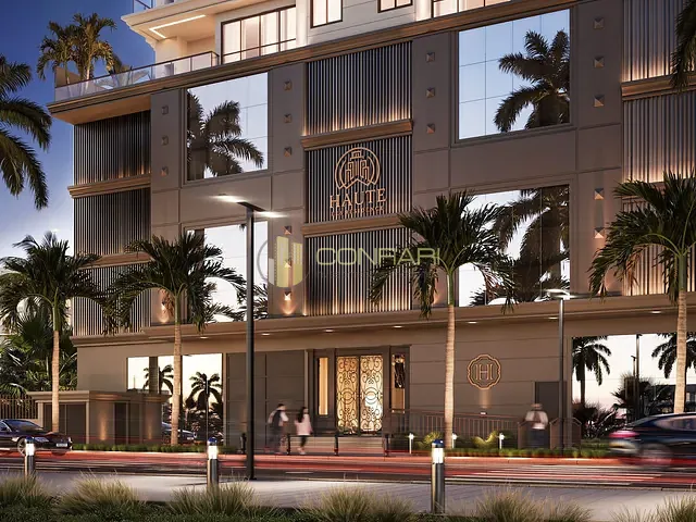 Apartamento com 170m² 3 quartos e 3 banheiros, à venda, no bairro Meia Praia em Itapema