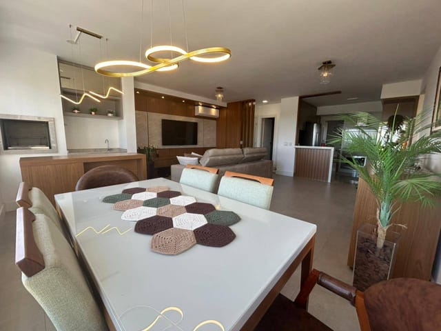 Apartamento 3 quartos e 4 banheiros, à venda, no bairro Gleba Palhano em Londrina