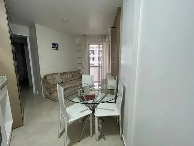 Apartamento 2 quartos e 1 banheiro, à venda, no bairro Bigorrilho em Curitiba