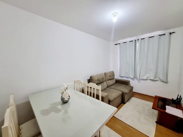 Apartamento 1 quarto e 1 banheiro, para alugar, no bairro Jardim Jóquei Club em Londrina