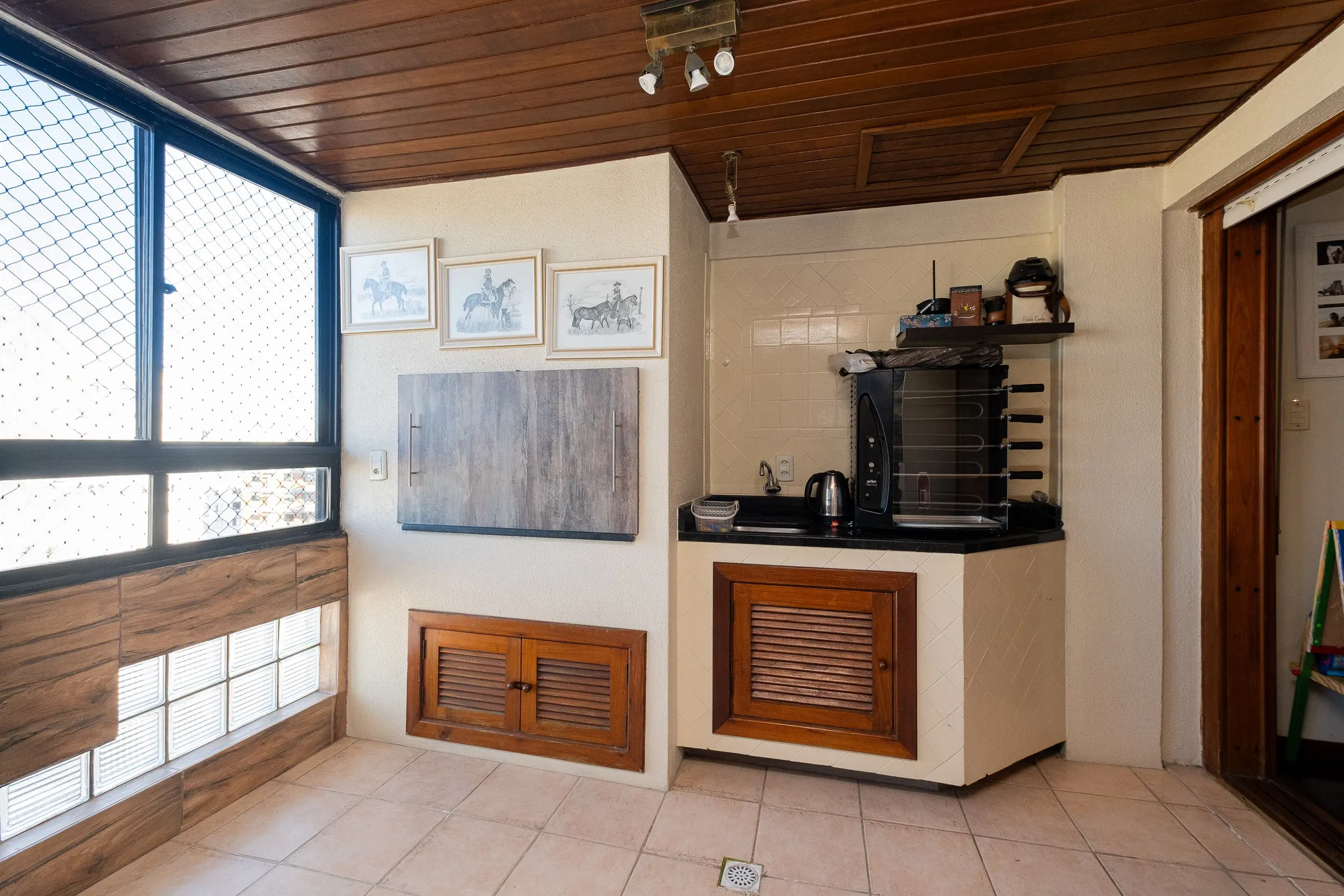 Apartamento à venda no Edifício Torre de Sevilha, Centro - 122 m², 3 quartos (sendo 1 suíte), andar alto com face leste e vaga coberta. - 19