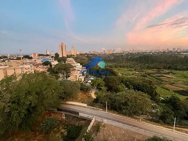 Apartamento 2 quartos e 1 banheiro, à venda, no bairro Vila Mascarenhas em São José dos Campos