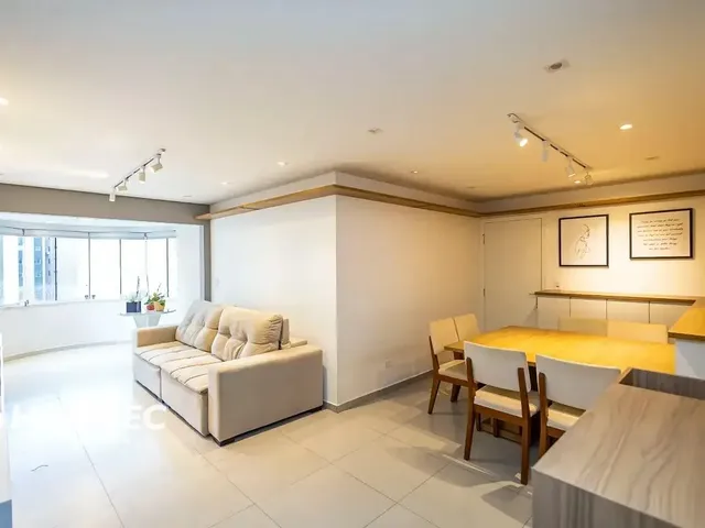 Apartamento 3 quartos e 1 banheiro, para alugar, no bairro Bigorrilho em Curitiba