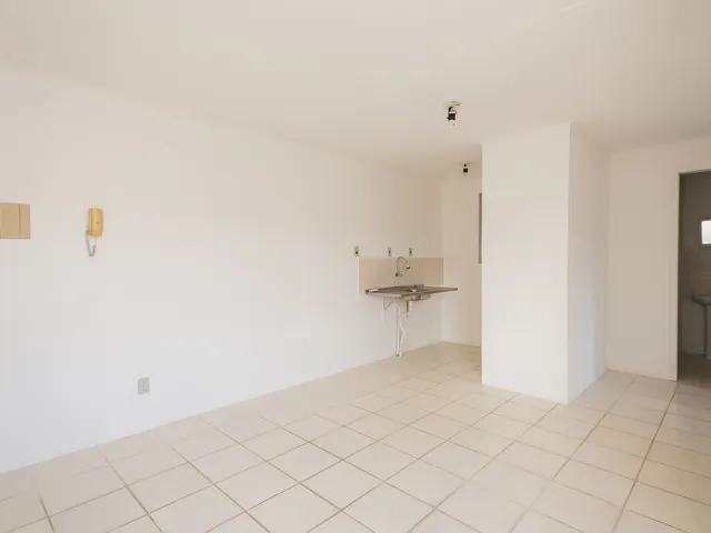 Apartamento com 55m² 2 quartos e 1 banheiro, para alugar, no bairro Areal em Pelotas