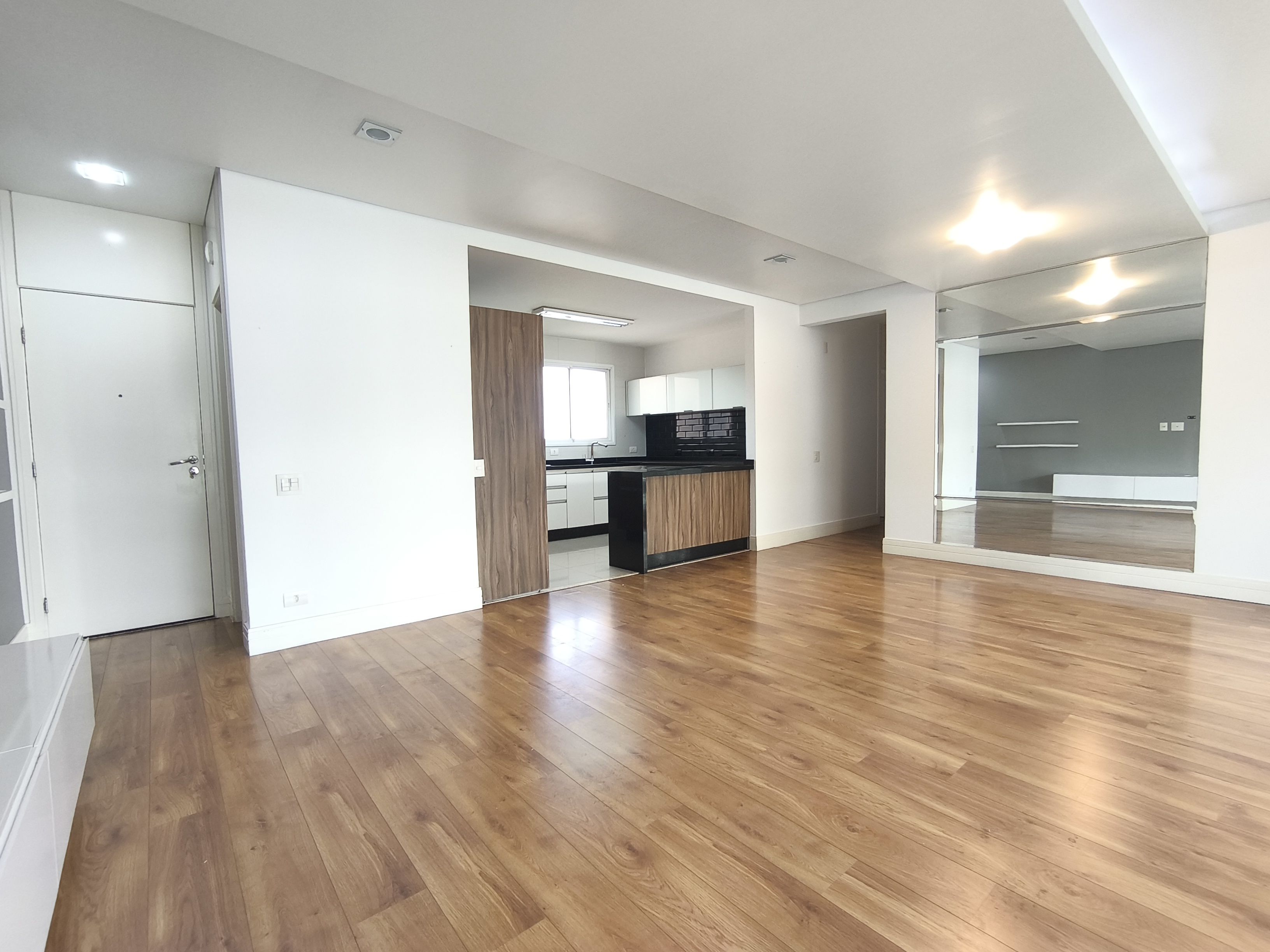 Apartamento, 3 quartos, 133 m² - Foto 2