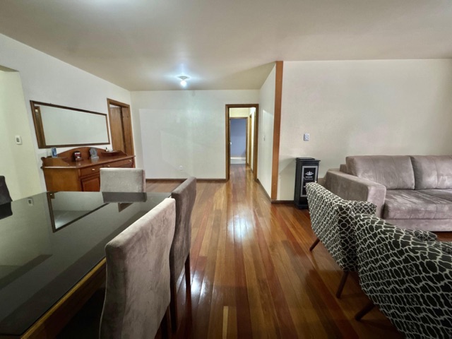 Apartamento 3 quartos e 3 banheiros, à venda, no bairro Centro em Pelotas