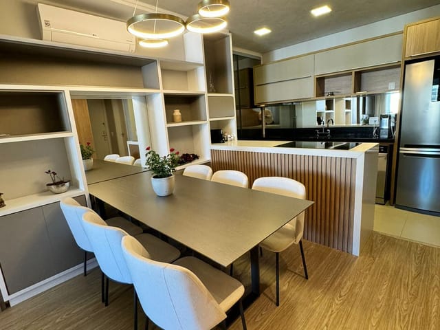 Apartamento 2 quartos e 2 banheiros, para alugar, no bairro Gleba Fazenda Palhano em Londrina