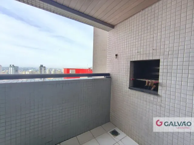 Apartamento 1 quarto e 1 banheiro, para alugar, no bairro Centro em Curitiba