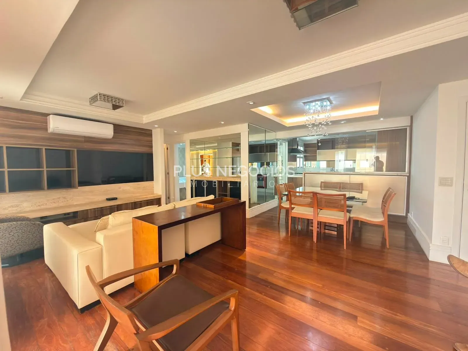 Apartamento, 3 quartos, 135 m² - Foto 1