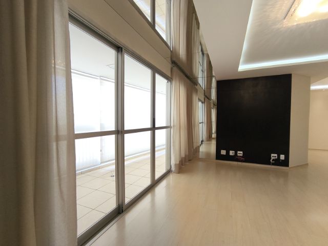 Apartamento 3 quartos e 3 banheiros, para alugar, no bairro Gleba Palhano em Londrina
