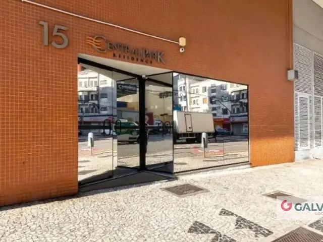 Apartamento 1 quarto e 1 banheiro, para alugar, no bairro Centro em Curitiba