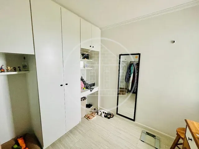Apartamento com 130m² 3 quartos e 1 banheiro, à venda, no bairro Interlagos em São Paulo