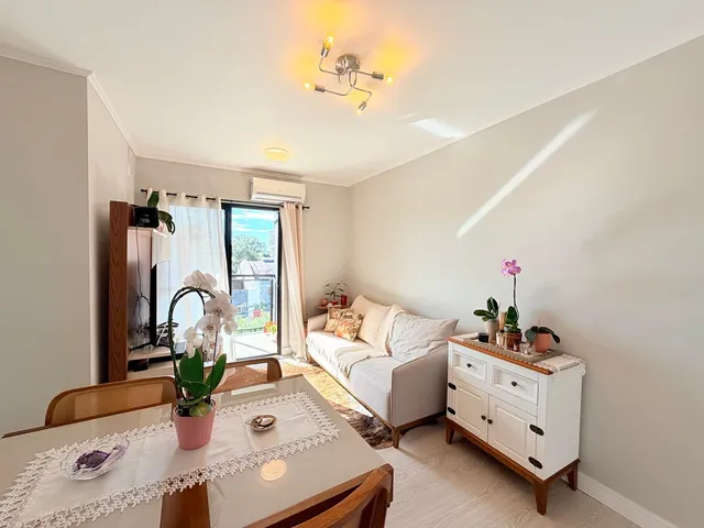 Apartamento com 77m² 3 quartos e 2 banheiros, à venda, no bairro Três Vendas em Pelotas