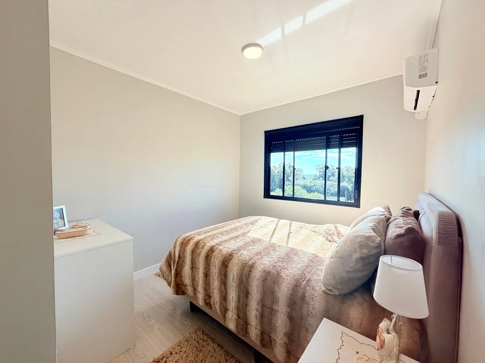 Apartamento à venda no Connect Residencial, Três Vendas - 49 m², 3 quartos (sendo 1 suíte), cozinha planejada, sacada com churrasqueira e face norte. - 9