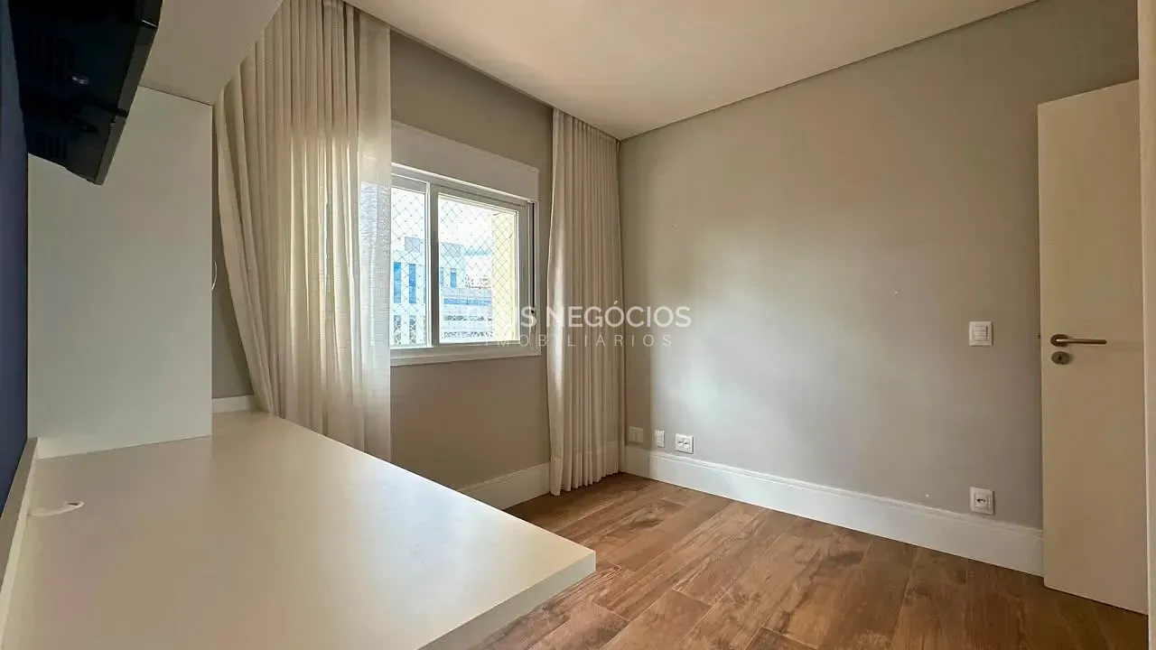 Apartamento, 3 quartos, 220 m² - Foto 9