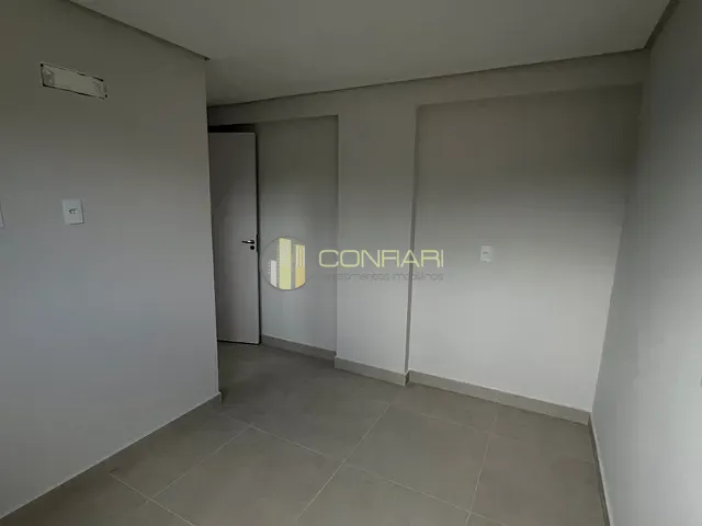 Apartamento 1 quarto e 1 banheiro, à venda, no bairro Pereque em Porto Belo