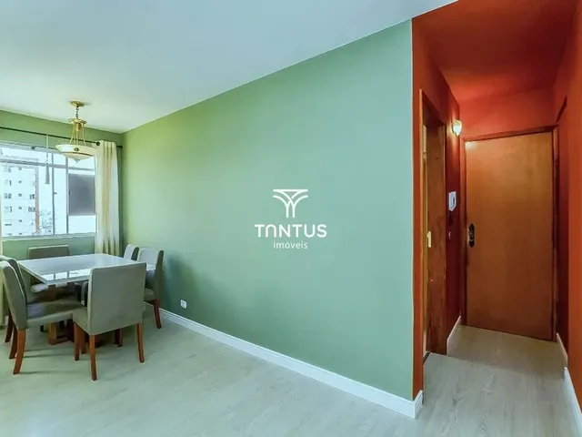 Apartamento 3 quartos e 1 banheiro, para alugar, no bairro Hauer em Curitiba