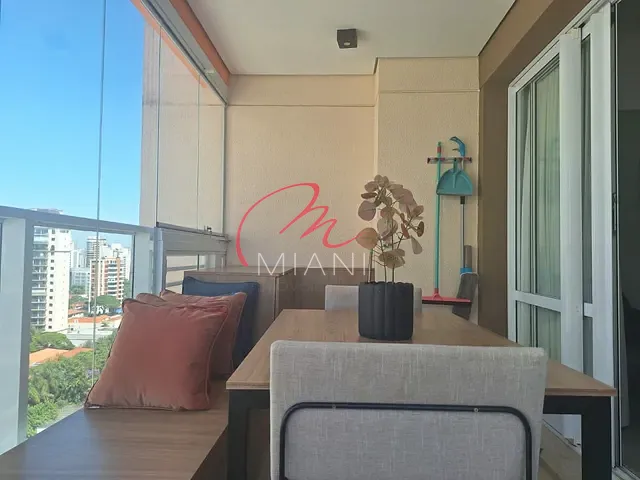 Apartamento 1 quarto e 1 banheiro, à venda ou para alugar, no bairro Campo Belo em São Paulo
