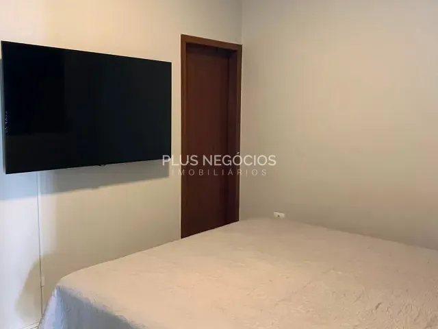 Casa 2 quartos e 2 banheiros, à venda, no bairro Parque Campolim em Sorocaba