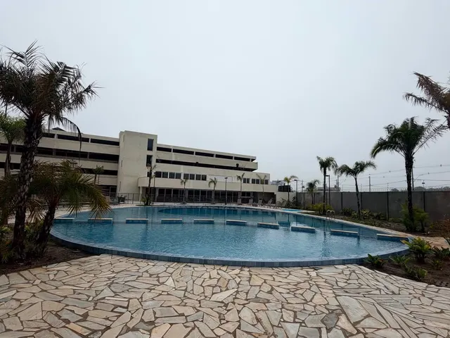 Apartamento com 60m² 2 quartos e 2 banheiros, à venda ou para alugar, no bairro São Gonçalo em Pelotas