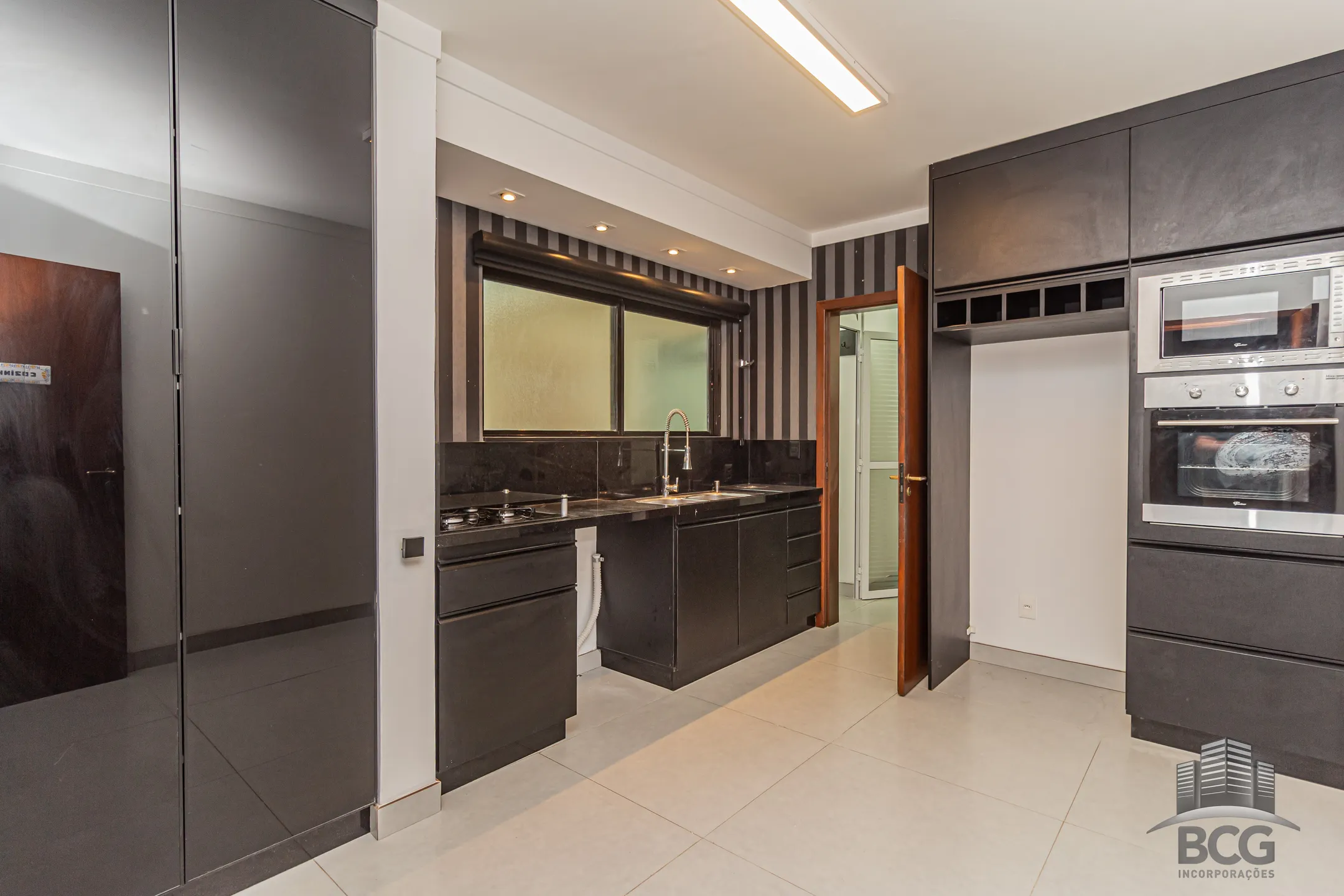 Apartamento à venda, Centro, Pelotas, RS - 52
