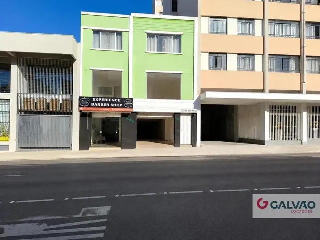 Apartamento 3 quartos e 1 banheiro, para alugar, no bairro Centro em Curitiba