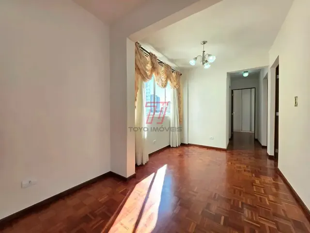 Apartamento 3 quartos e 2 banheiros, para alugar, no bairro Portão em Curitiba
