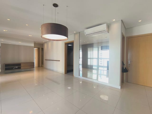 Apartamento com 229m² 3 quartos e 4 banheiros, para alugar, no bairro Gleba Fazenda Palhano em Londrina
