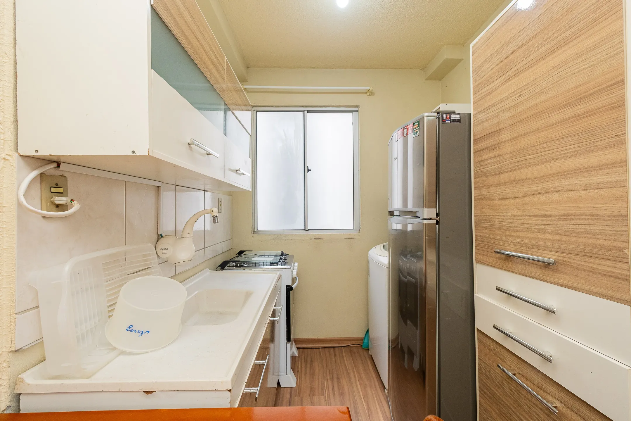 Apartamento mobiliado para locação no Residencial Albatroz, com ambientes aconchegantes, pronto para morar e excelente localização