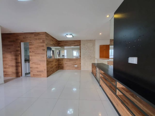 Apartamento 2 quartos e 2 banheiros, para alugar, no bairro Gleba Fazenda Palhano em Londrina