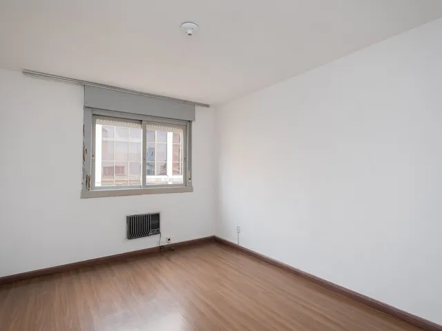 Apartamento 1 quarto e 1 banheiro, para alugar, no bairro Centro em Pelotas