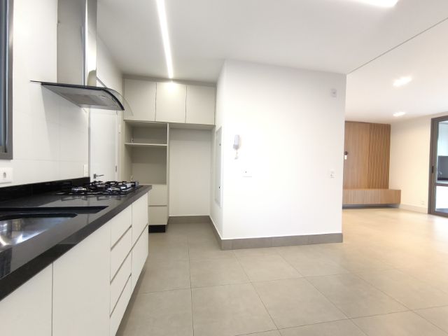 Apartamento 3 quartos e 3 banheiros, para alugar, no bairro Gleba Fazenda Palhano em Londrina