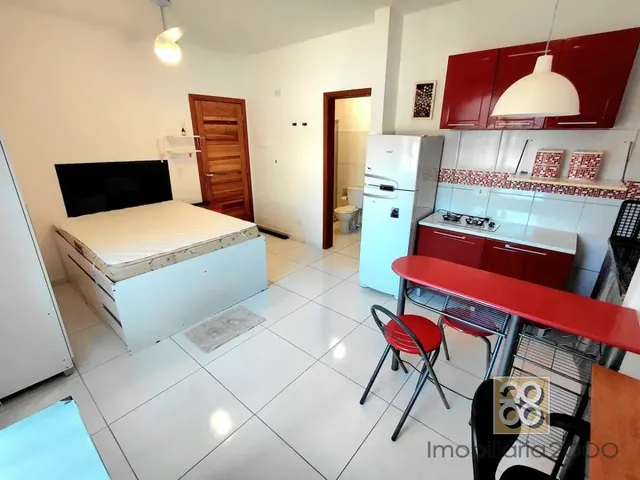 Apartamento 1 quarto e 1 banheiro, para alugar, no bairro Alto Da Xv em Curitiba