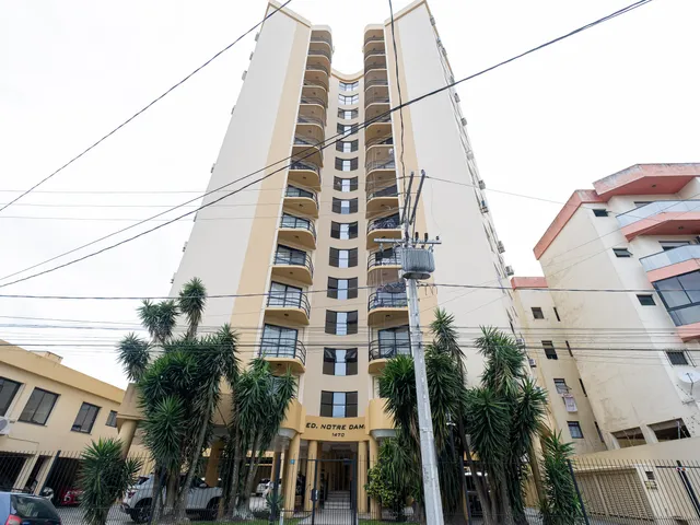 Apartamento 2 quartos e 1 banheiro, para alugar, no bairro Centro em Pelotas