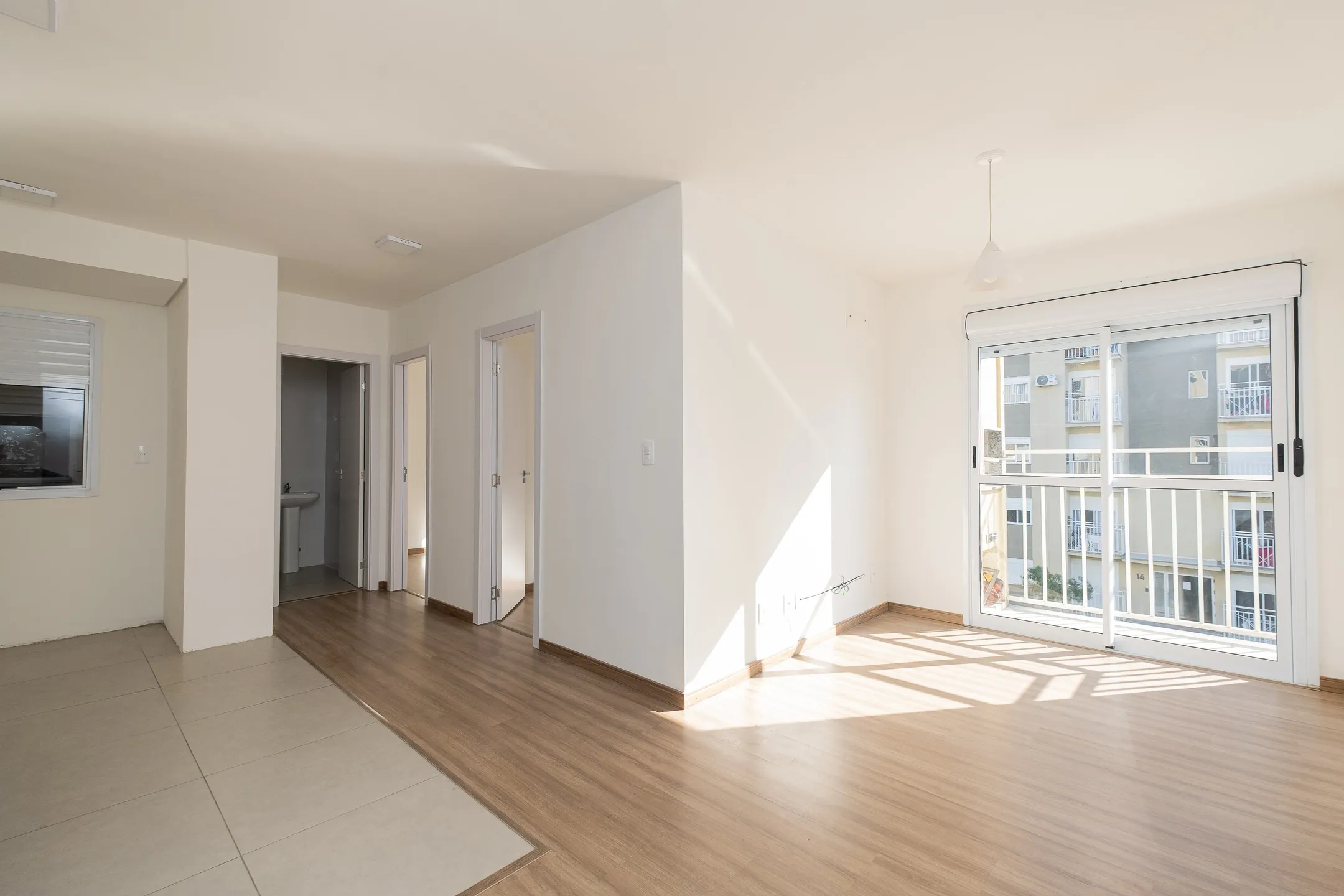 Apartamento para locação no Residencial Aveiro, no bairro Fragata, com ambientes aconchegantes e excelente localização para sua família.