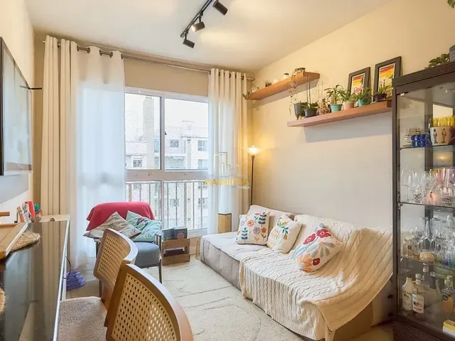 Apartamento 2 quartos e 2 banheiros, à venda, no bairro Campo Comprido em Curitiba