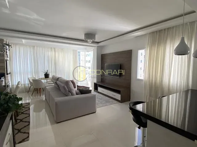 Apartamento 2 quartos e 2 banheiros, à venda, no bairro Centro em Itapema