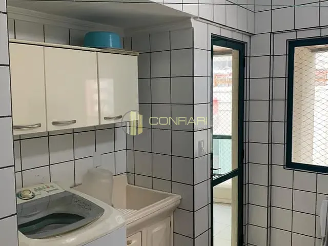 Apartamento 2 quartos e 2 banheiros, para alugar, no bairro Centro em Itapema